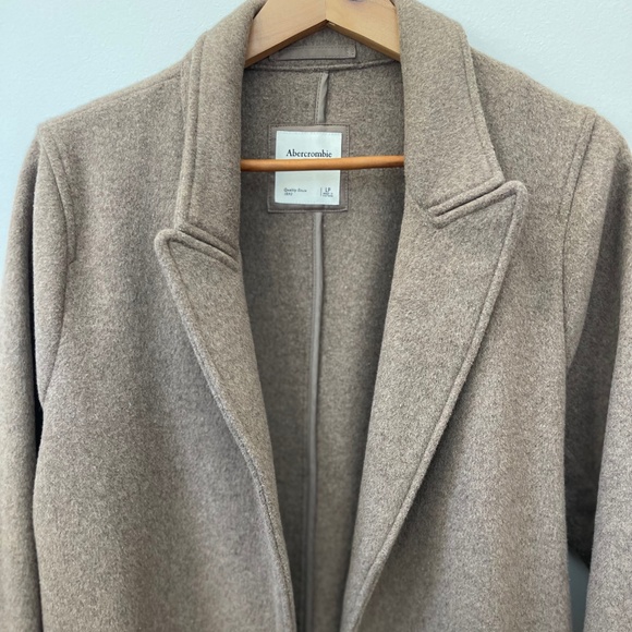 Abercrombie & Fitch Women's Wool-Blend Belted Dad Coat - Picture 2 of 7